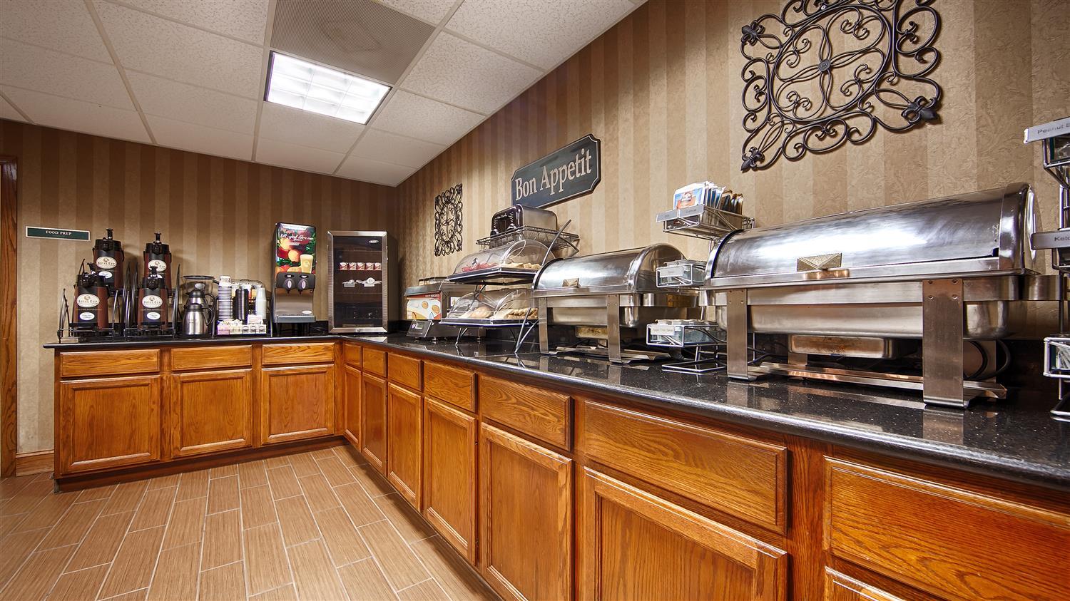 Best Western Plus Russellville Hotel & Suites Esterno foto