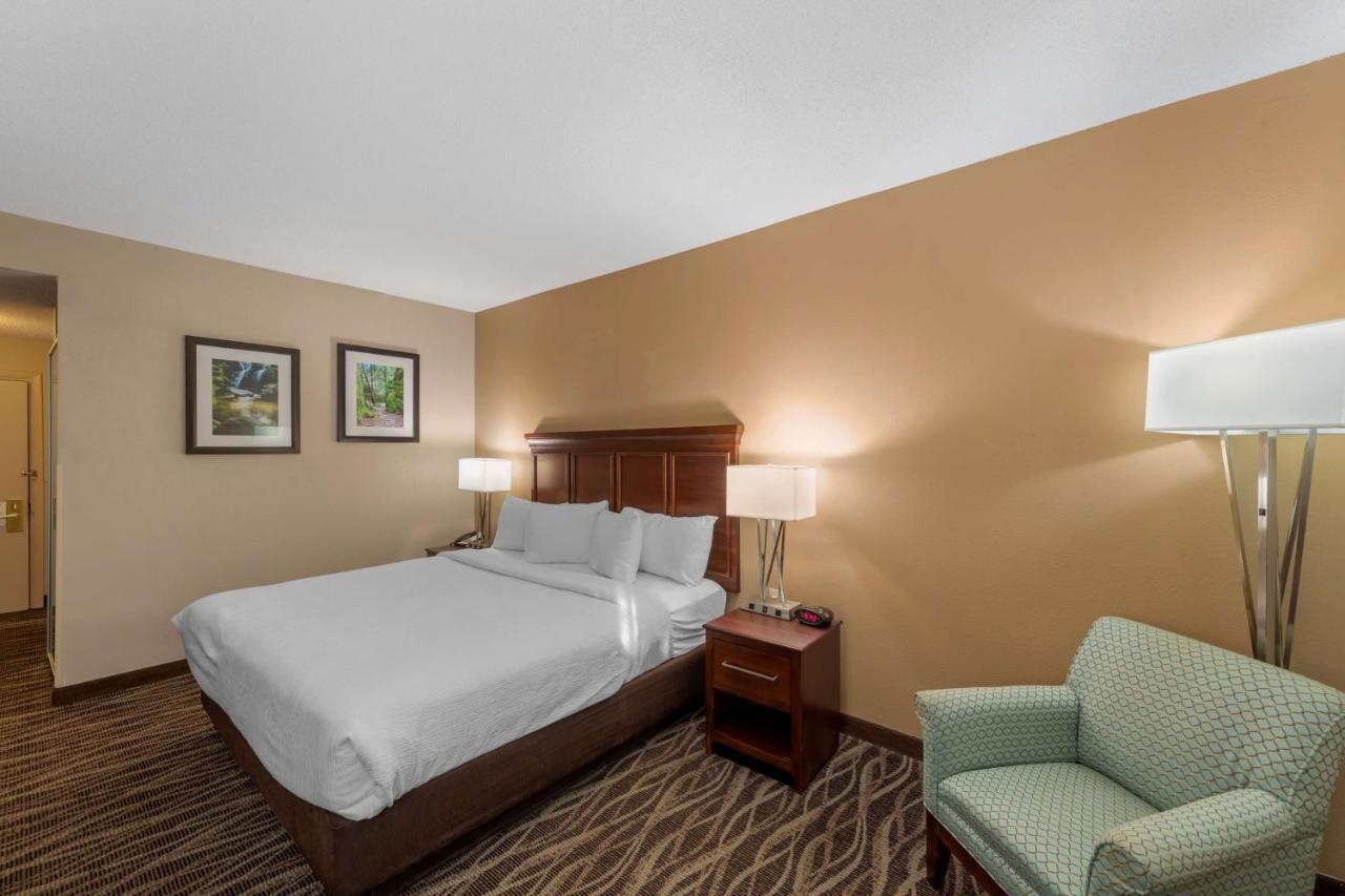 Best Western Plus Russellville Hotel & Suites Esterno foto