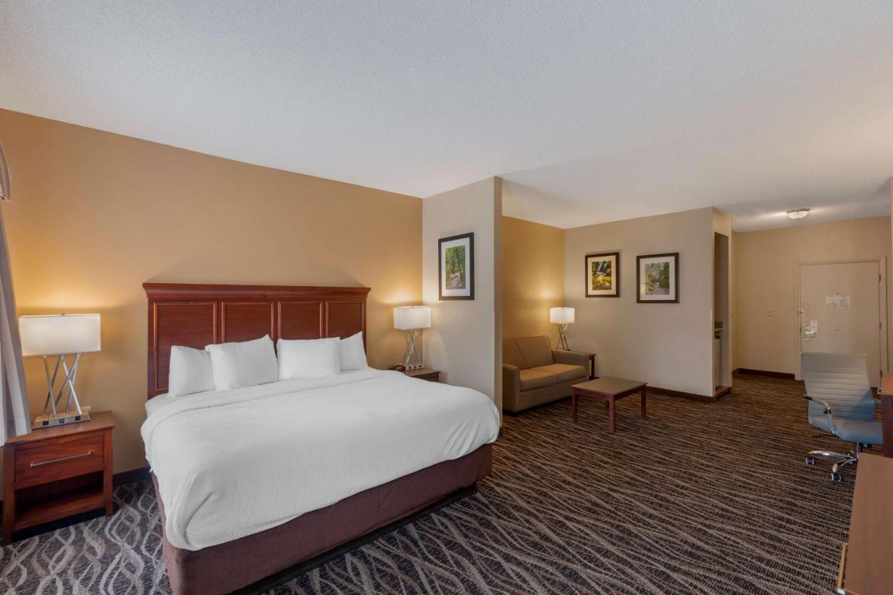 Best Western Plus Russellville Hotel & Suites Esterno foto