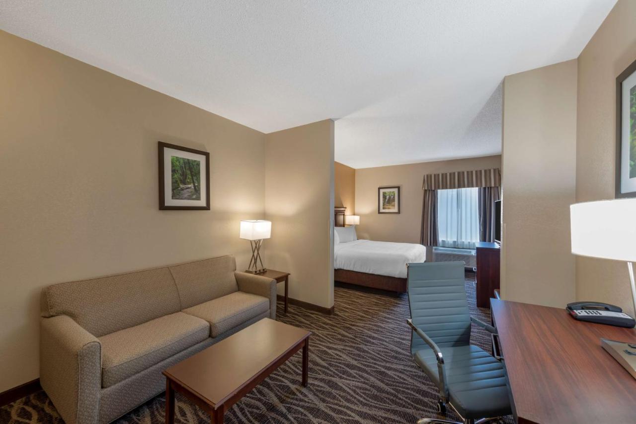 Best Western Plus Russellville Hotel & Suites Esterno foto