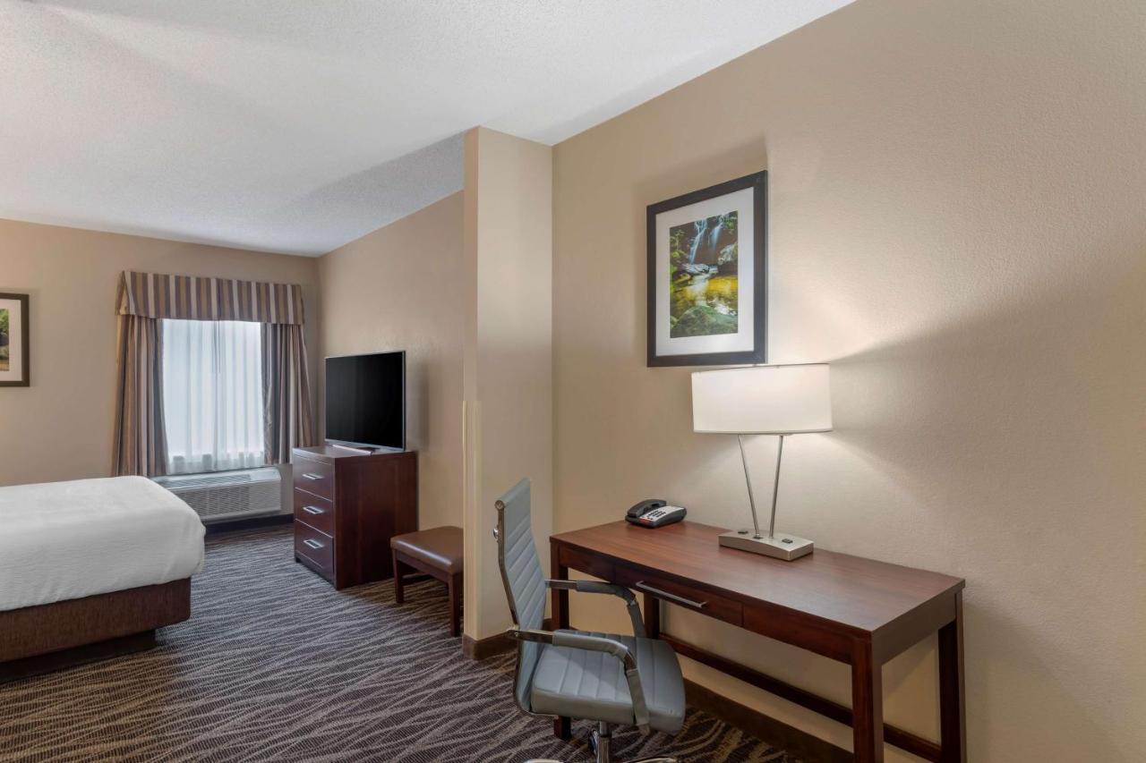 Best Western Plus Russellville Hotel & Suites Esterno foto