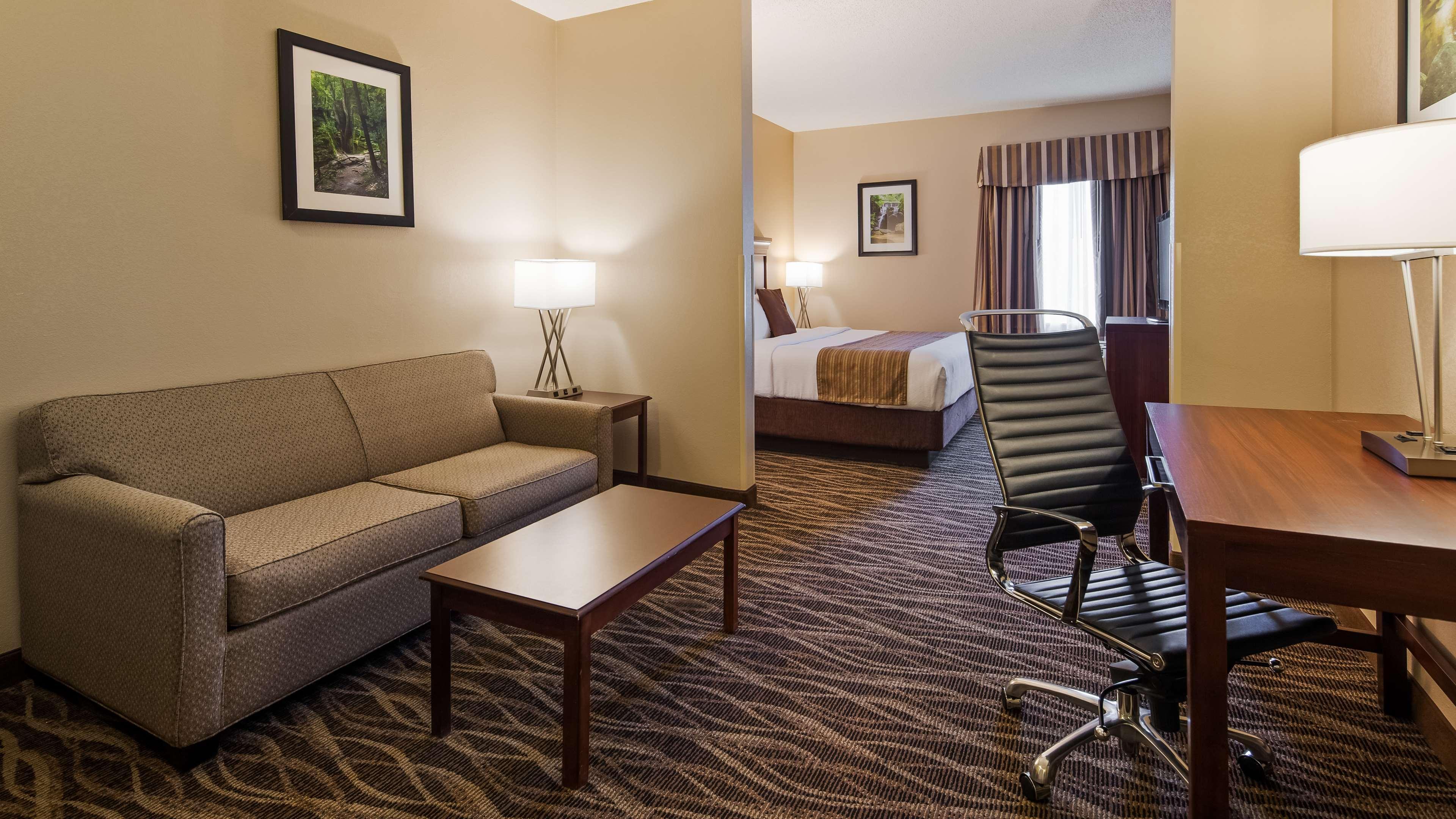 Best Western Plus Russellville Hotel & Suites Esterno foto