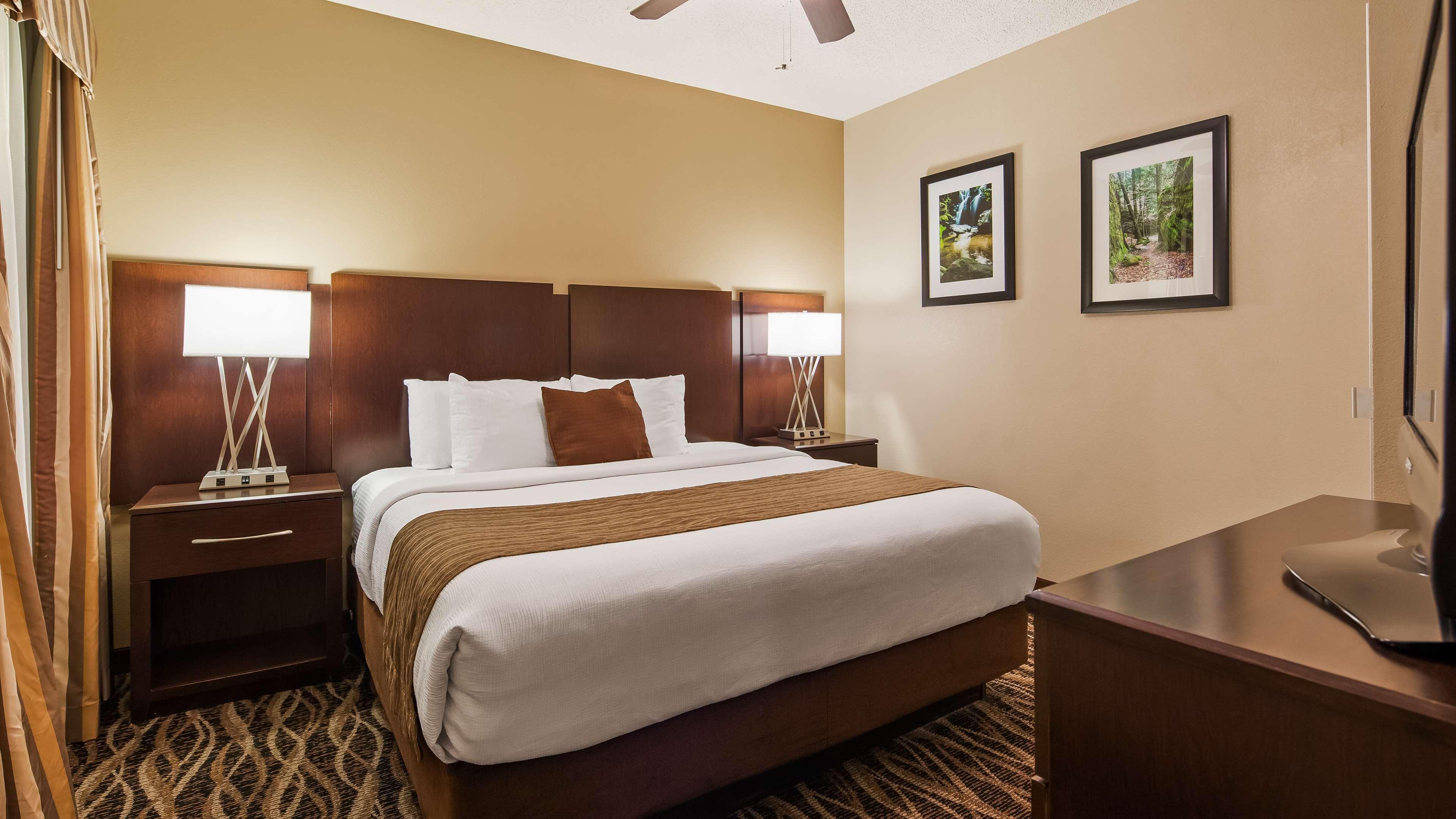 Best Western Plus Russellville Hotel & Suites Esterno foto