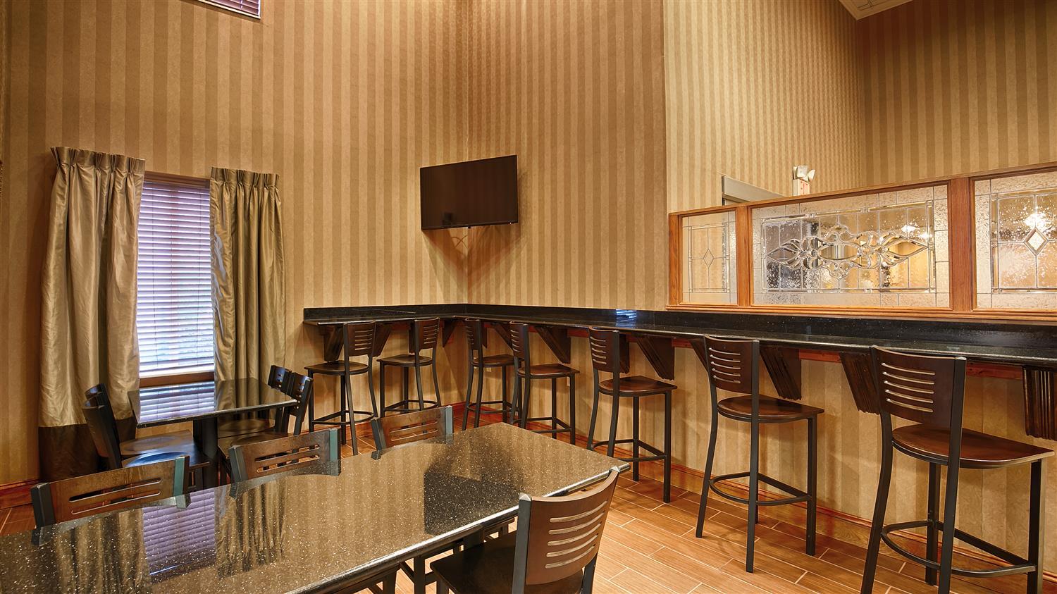 Best Western Plus Russellville Hotel & Suites Esterno foto